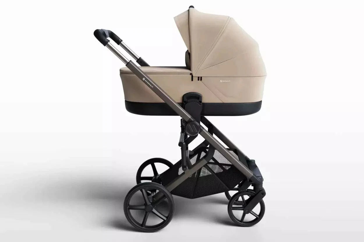 Avionaut Sirius 2-in-1 Pram with Accssories