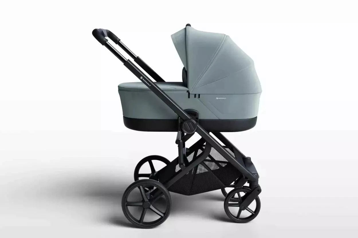 Avionaut Sirius 3-in-1 Travel System with Pixel Pro 2.0 C Car Seat & IQ Orbit Base