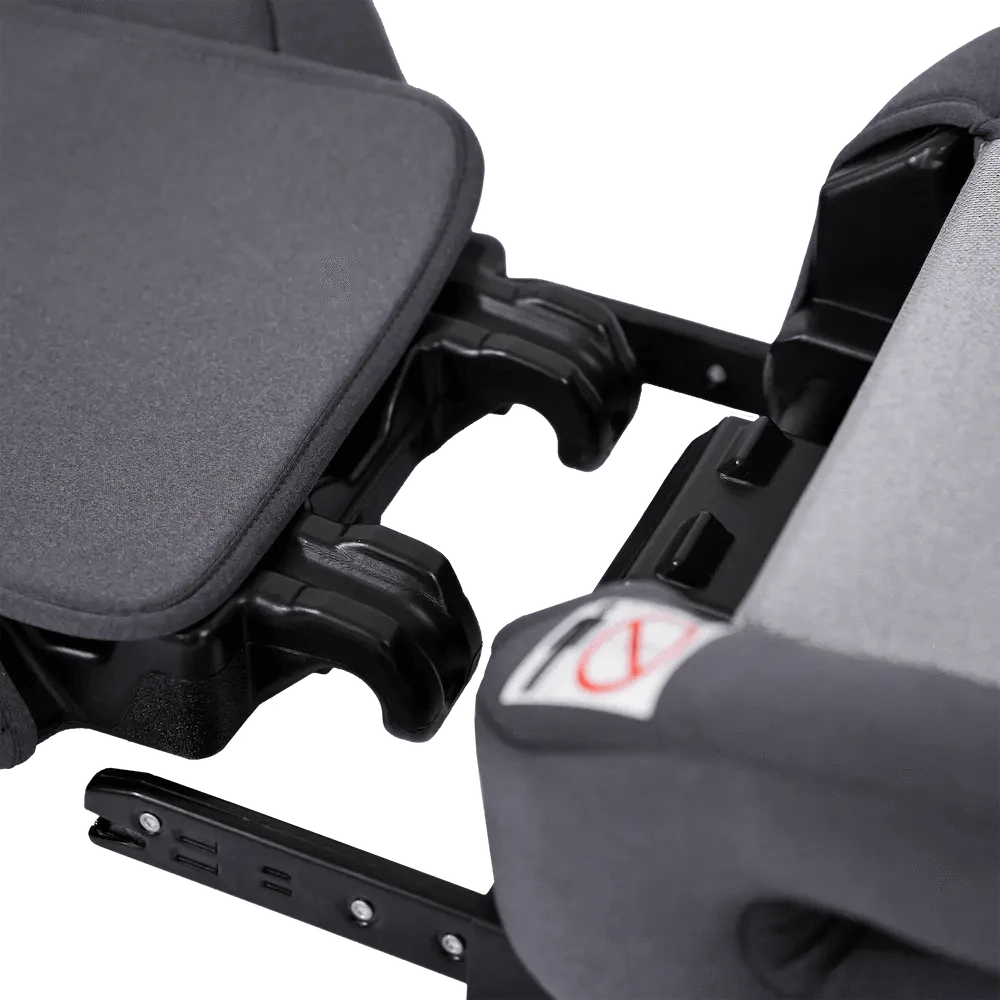 Axkid Boostkid Car Seat