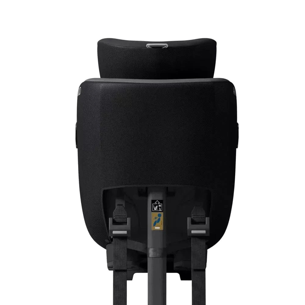 Rear view of Swedish plus-tested extended rear-facing car seat