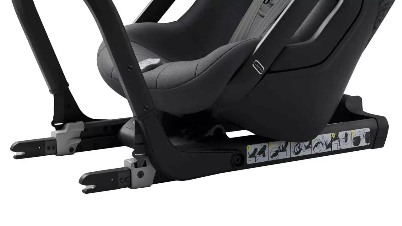 Axkid One + 3 Car Seat