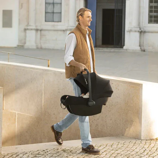 Nuna PIPA Lite R129 Infant Carrier