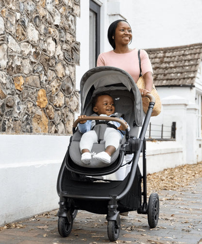 Outlet - Joie Versatrax Travel System Bundle