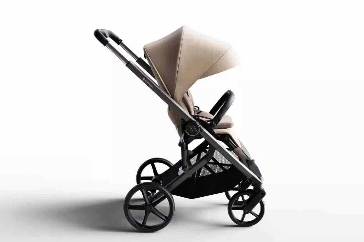 Avionaut Sirius 2-in-1 Pram with Accssories
