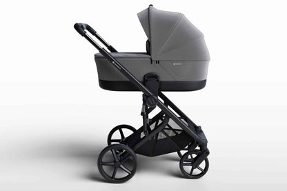 Avionaut Sirius 3-in-1 Travel System with Cosmo Smart Car Seat & IQ Orbit Base | Little Peas - Your Pram & Car Seat Centre