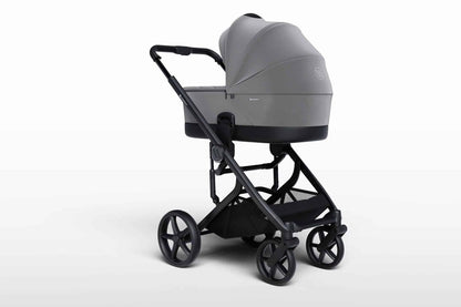 Avionaut Sirius 3-in-1 Travel System with Cosmo Smart Car Seat & IQ Orbit Base | Little Peas - Your Pram & Car Seat Centre
