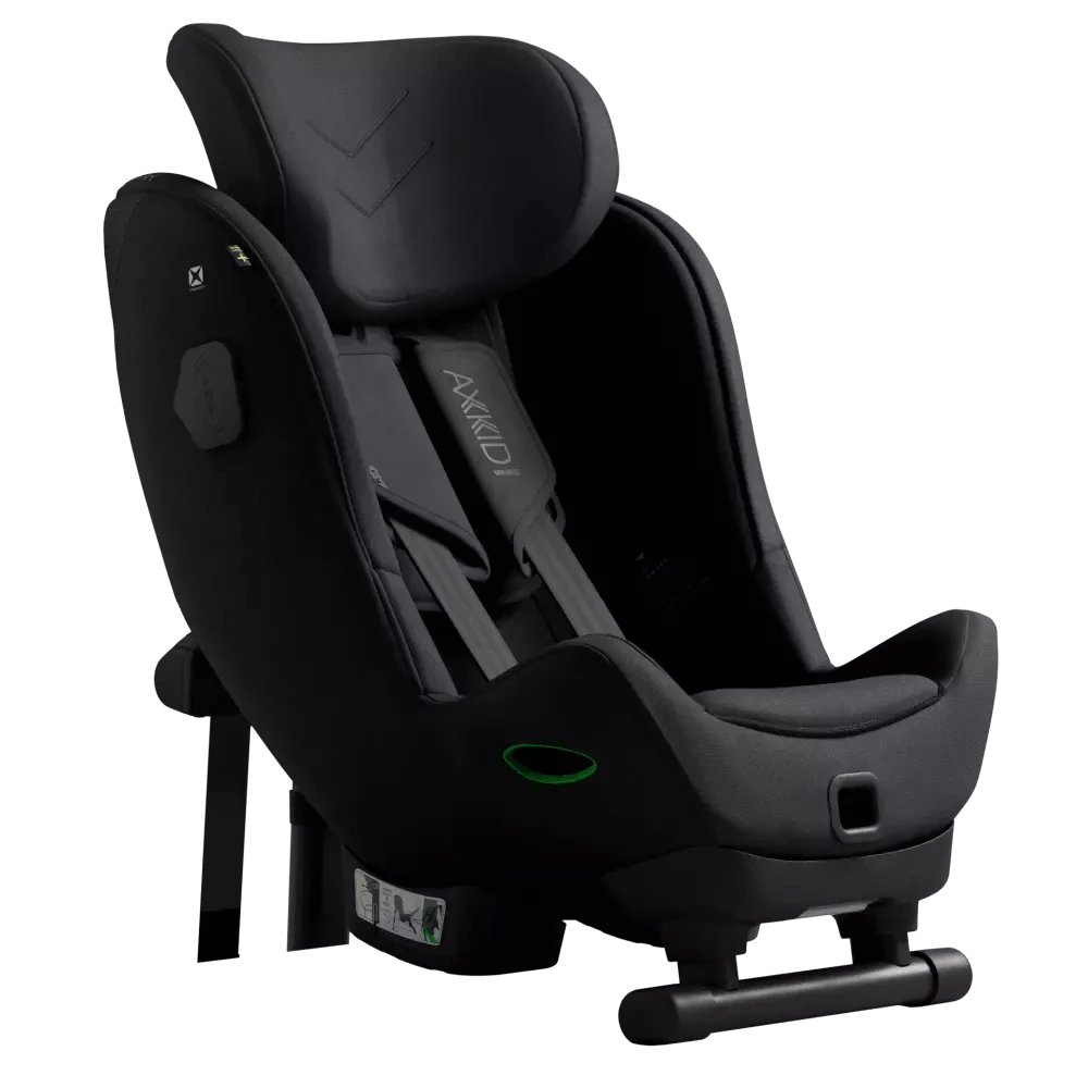 Extended Rear-facing Far Seat designed by Axkid for children up to 7 years