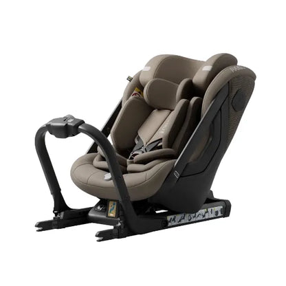 Axkid One + 3 Car Seat