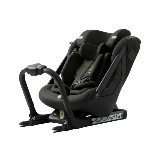 Axkid One + 3 Car Seat