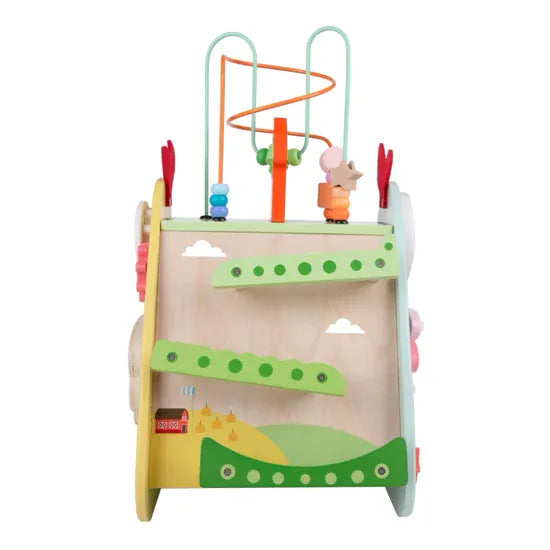 Classic World Happy Hen Activity Box