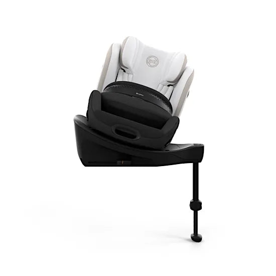 Front view of the CYBEX Anoris S Airbag car seat in Off White Style fabric on the Base S rotating ISOFIX base