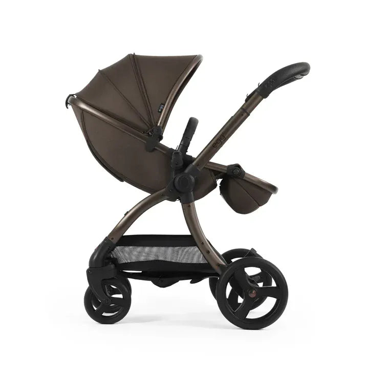 egg3 Stroller Side-On