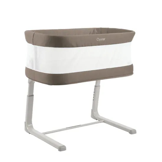 Oyster Wiggle Bedside Crib