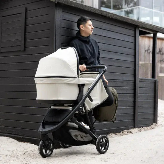 Thule Spring 2 with Bassinet 